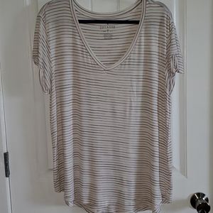 American Eagle Super Soft Tee